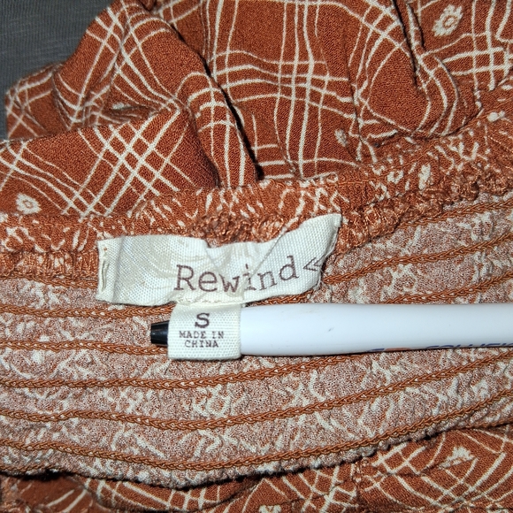 Rewind Rust Plaid Ruffle Blouse - Picture 4 of 7